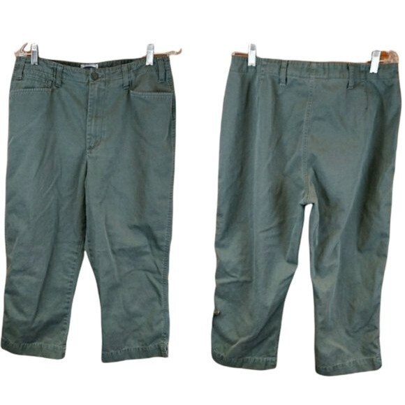 Essentials Green Khaki Capri Pants sz 12 - Picture 1 of 6